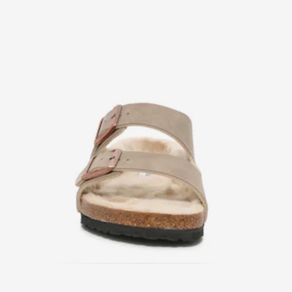 NWT Birkenstock Shearling Microfiber Arizona Sandal in Desert Dust Taupe - Picture 7 of 11